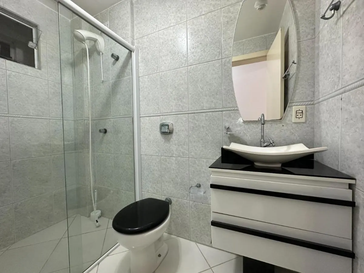 Apartamento Praia 邦比尼亚斯 公寓