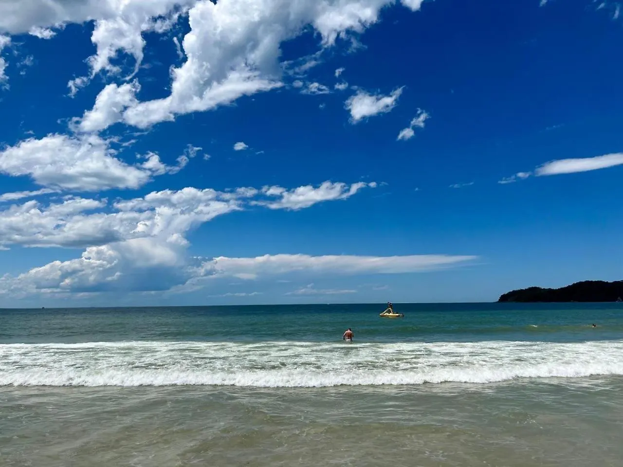 Apartamento Praia 邦比尼亚斯